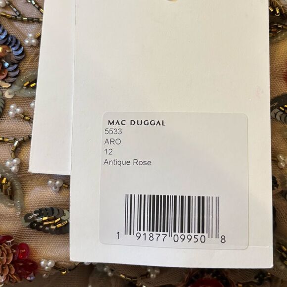 Mac Duggal NWT Elegant Floral Embroidered Long Sleeve Whimsical Maxi Tan Gown 12 - Picture 12 of 16